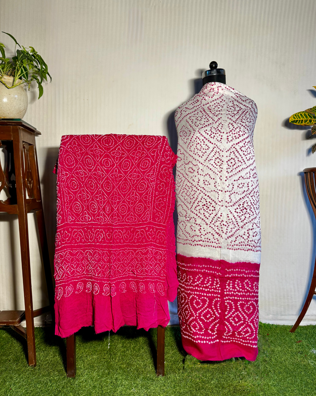 Light & Dark Pink Bandhani Unstitched Crepe Silk Dress Material Set