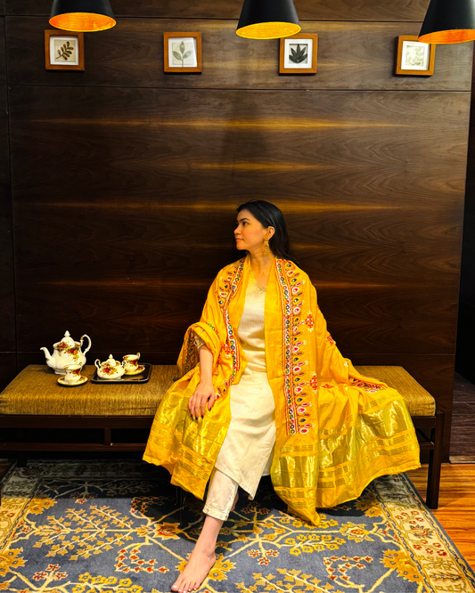 Yellow Kutchi Bharat Dupatta with Lagdi Patta