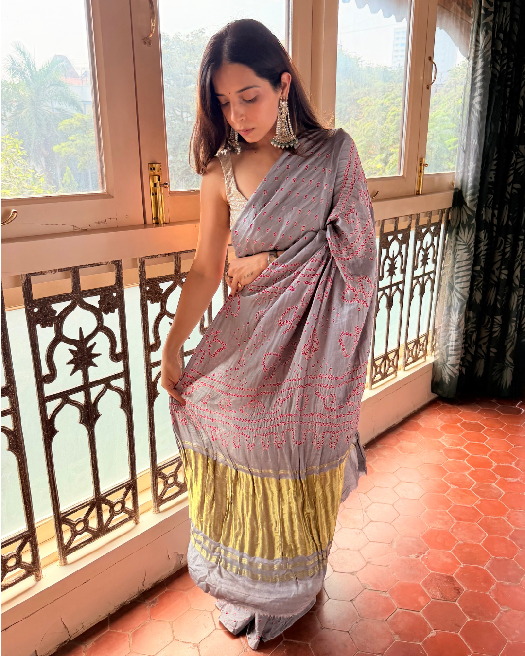 Pure Modal Silk Grey Bandhani Saree with Lagdi Patta